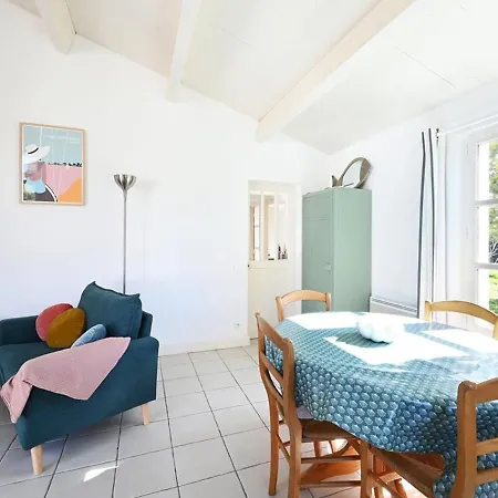 Holiday home Maison Familiale Calme Avec Jardin Et Terrasse Plein Sud - - Fr-1-434-103 Les Portes-en-Re