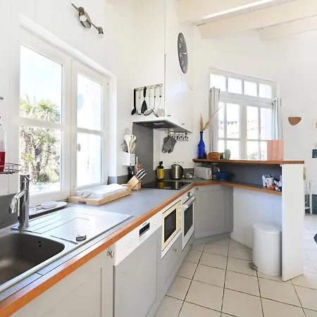 Holiday home Maison Familiale Calme Avec Jardin Et Terrasse Plein Sud - - Fr-1-434-103 *