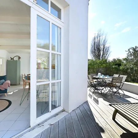 Holiday home Maison Familiale Calme Avec Jardin Et Terrasse Plein Sud - - Fr-1-434-103