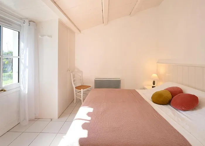 Vakantiehuis Maison Familiale Calme Avec Jardin Et Terrasse Plein Sud - - Fr-1-434-103